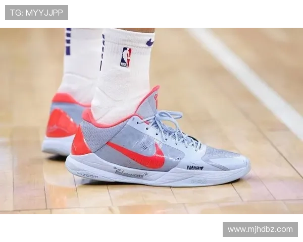 10月份NBA球员上脚鞋款排行榜科比鞋独占前两名布克紧随其后位列第四